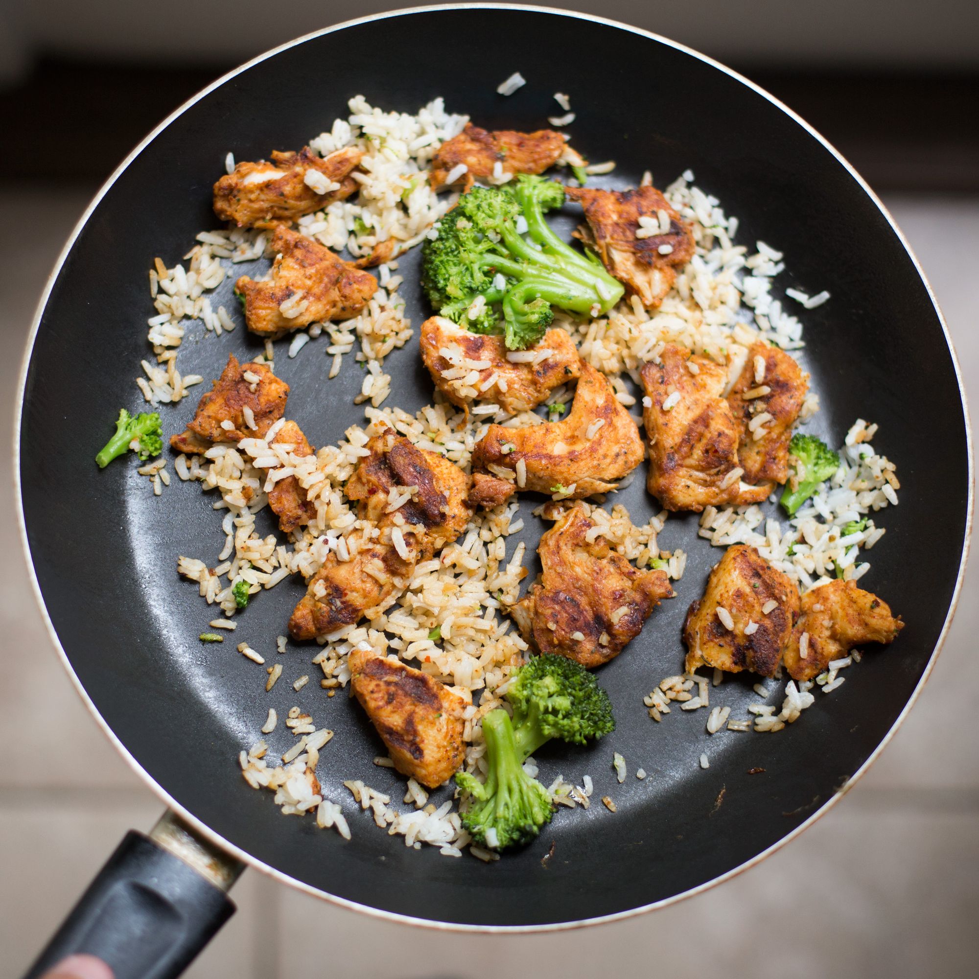 Tofu salteado com arroz